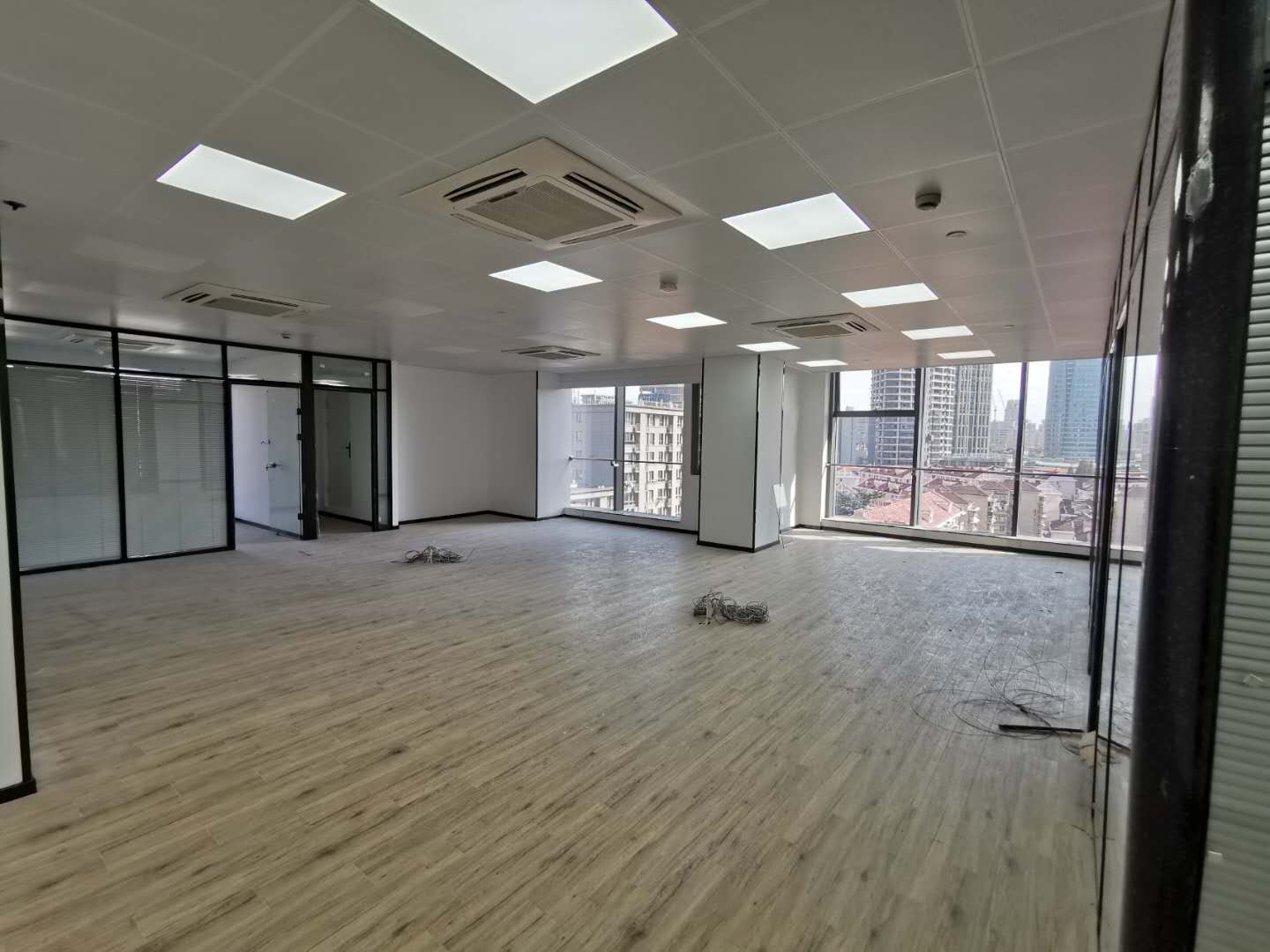 虹桥荣广大厦 实景图