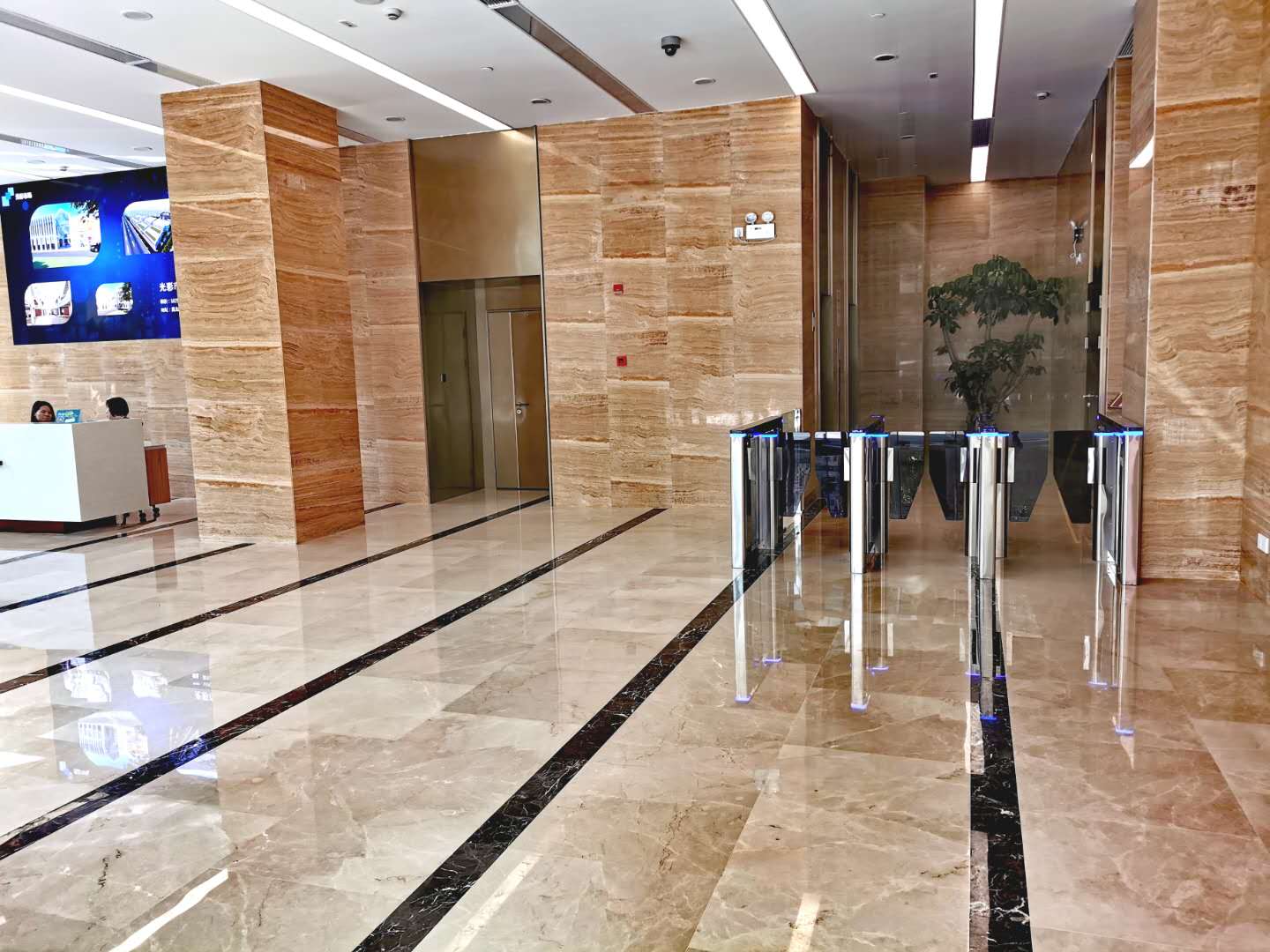 虹桥荣广大厦 实景图