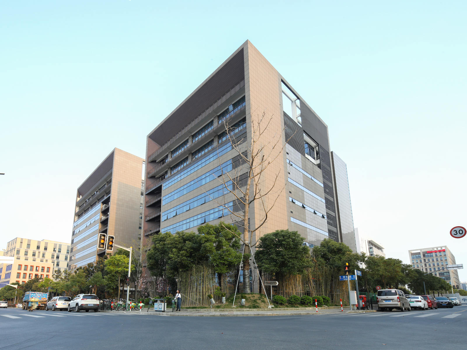 炬芯研发大厦 炬芯研发大厦办公室出租